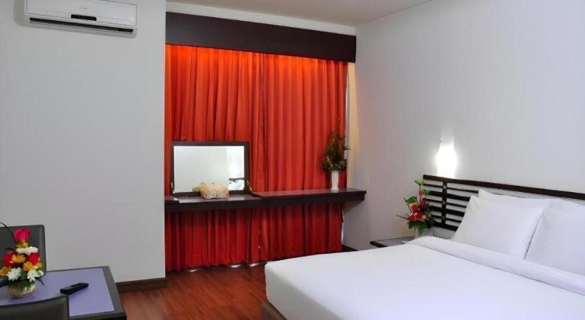 The Color Hotel Hat Yai Εξωτερικό φωτογραφία
